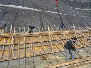 Ολοκληρώνονται οι εργασίες αποκατάστασης της μεγάλης κατολίσθησης στο δρόμο Βελβεντού - Καταφύγι