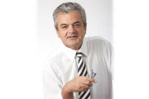 Γρηγόρης Τσιούμαρης