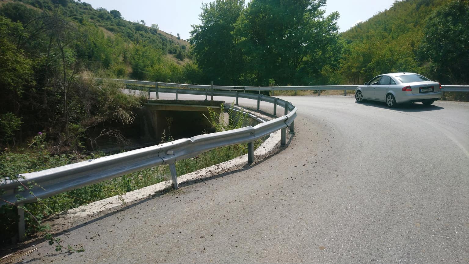 «Μελέτες βελτίωσης οδικού τμήματος Καισαρειά-Αιανή με κατασκευή γέφυρας στη θέση Χάνδακα» προϋπολογισμού 194.000 €