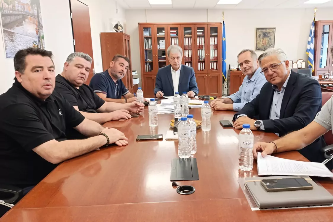 Επισκευή και συντήρηση του δρόμου από την Τ.Κ. Χρυσαυγής έως την Τ.Κ Τρικόρφου